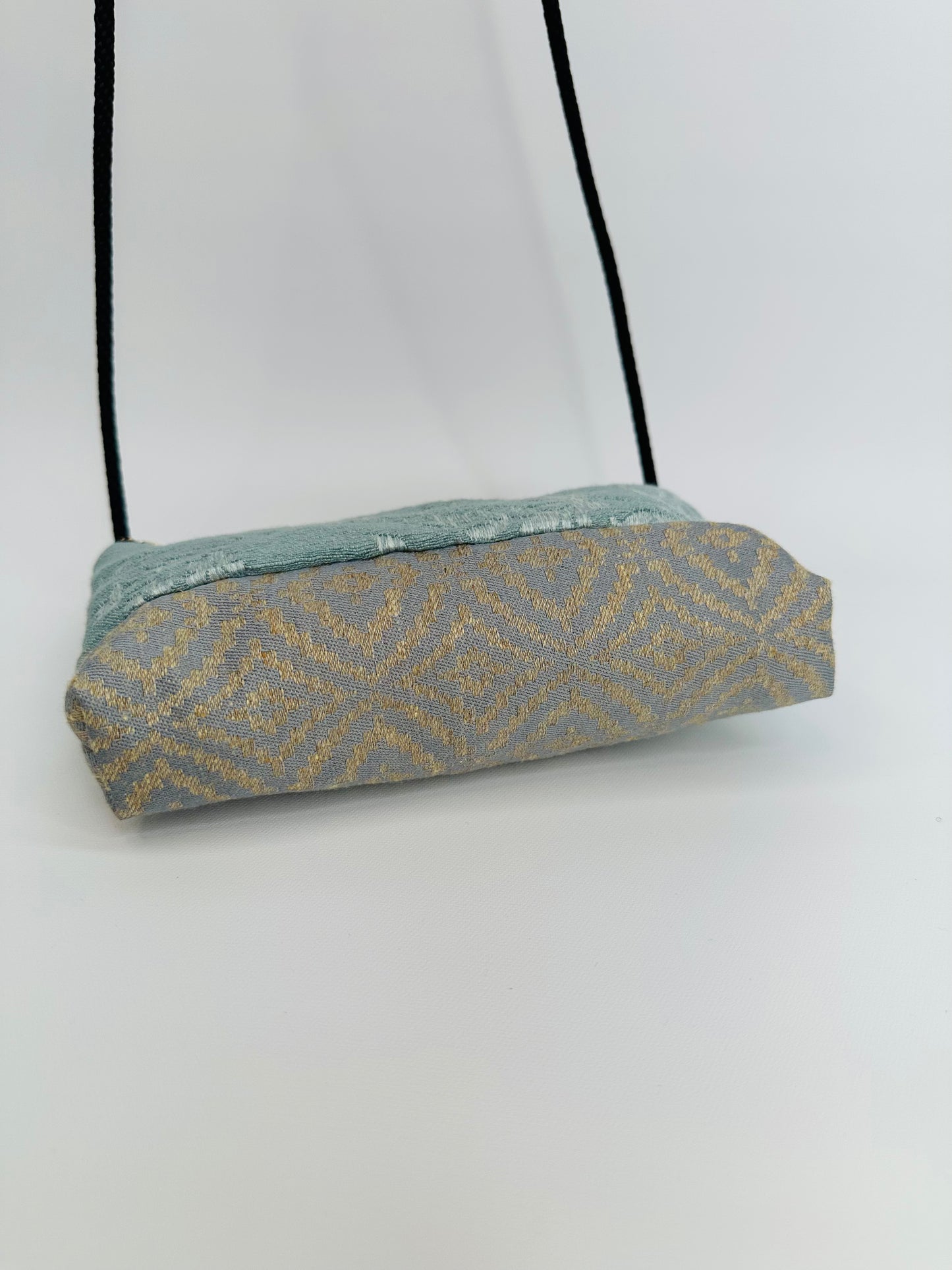 Botanical damask crossbody