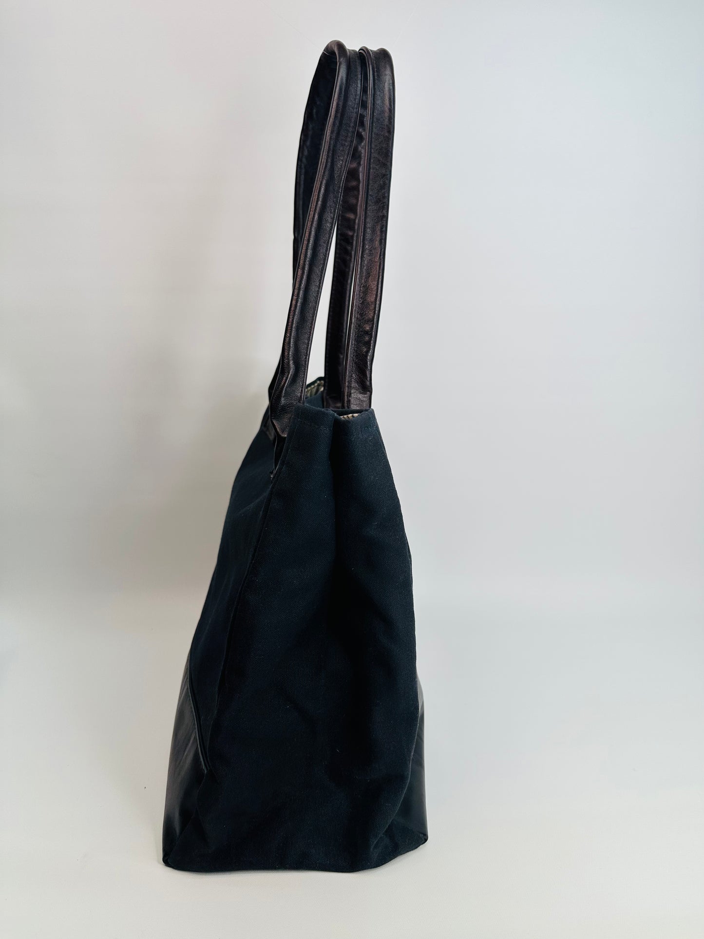 Waxed Canvas Tote Black
